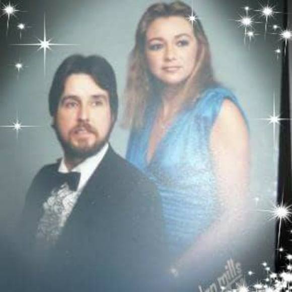 Meet your Posher, Lisa - Picture 1 of 1